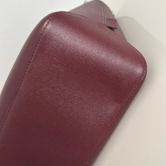 Longchamp Leather Shoulder Bag in Excellent condition - Picture 8 of 16